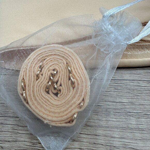 Delmira Strapless Bra Womens Size 36B Beige Unlined Underwire Peach Dew W592S - Picture 6 of 9